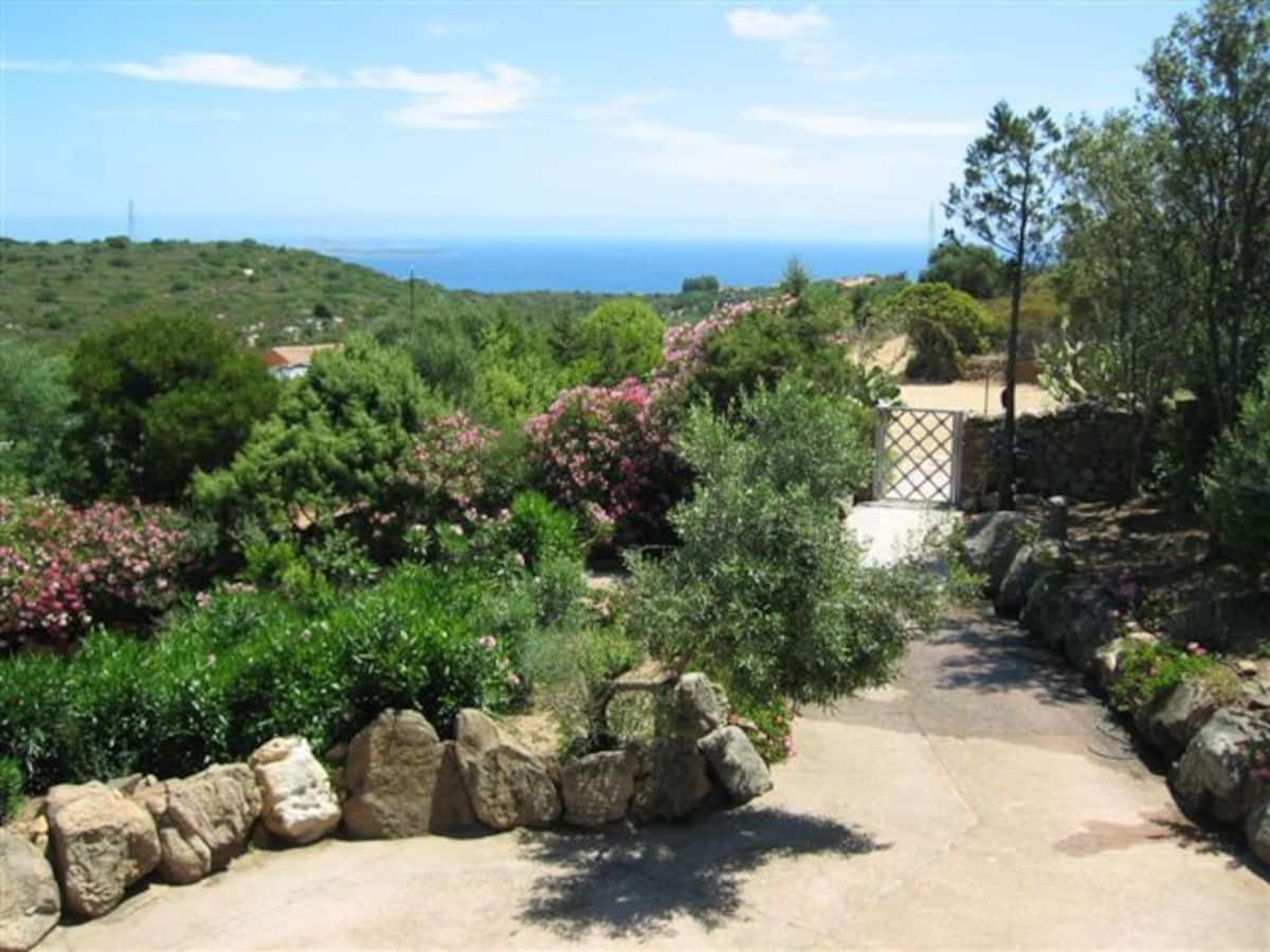 B&B Le Corti Di Aloa San Pantaleo Luaran gambar